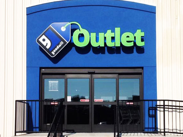Outlet Goodwill Northern Illinois